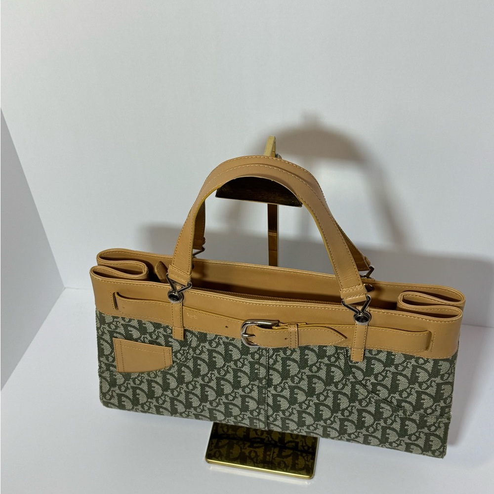 Dior Beige and Green Canvas Bag - Picture 2 of 13